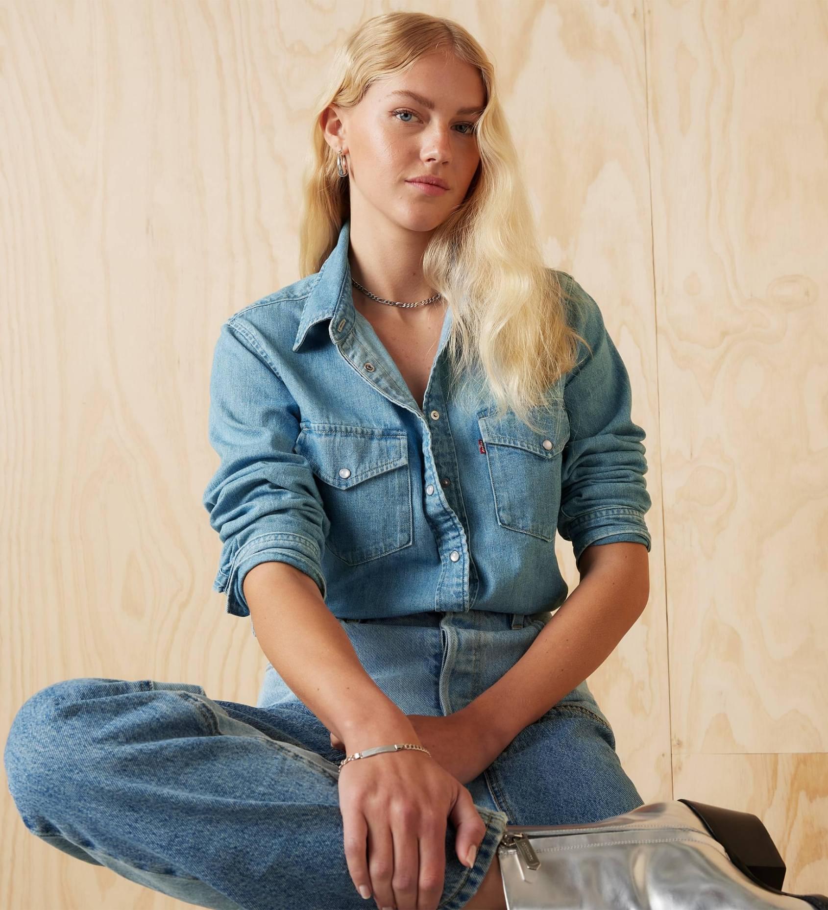 LEVI'S -  Essential Lightweight Western Shirt - Image 2