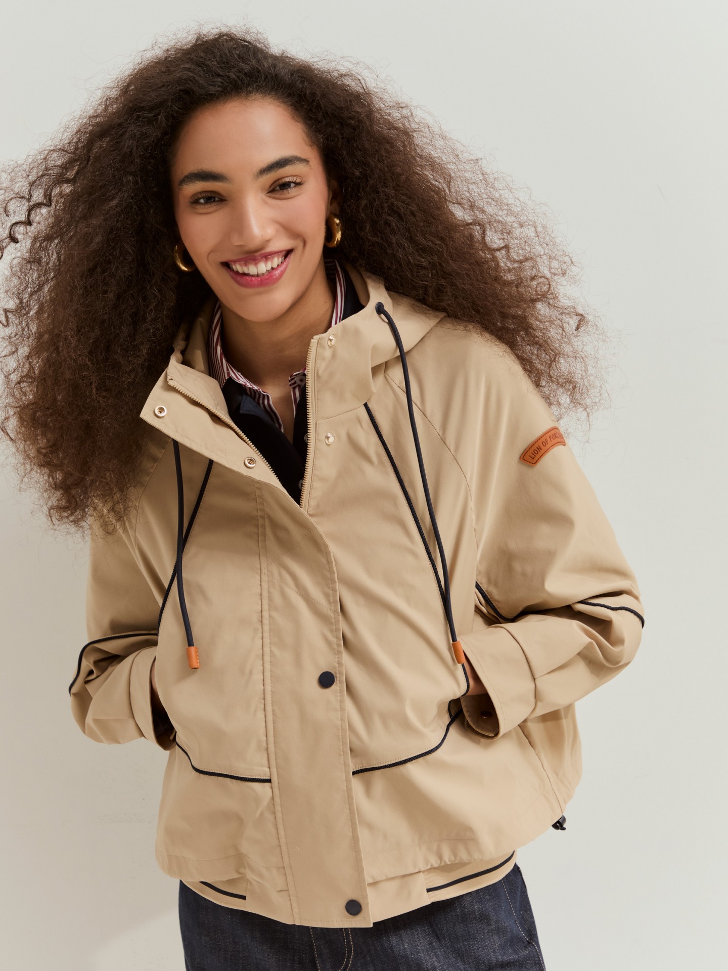 LION OF PORCHES - Blusão curto com capuz - Image 2