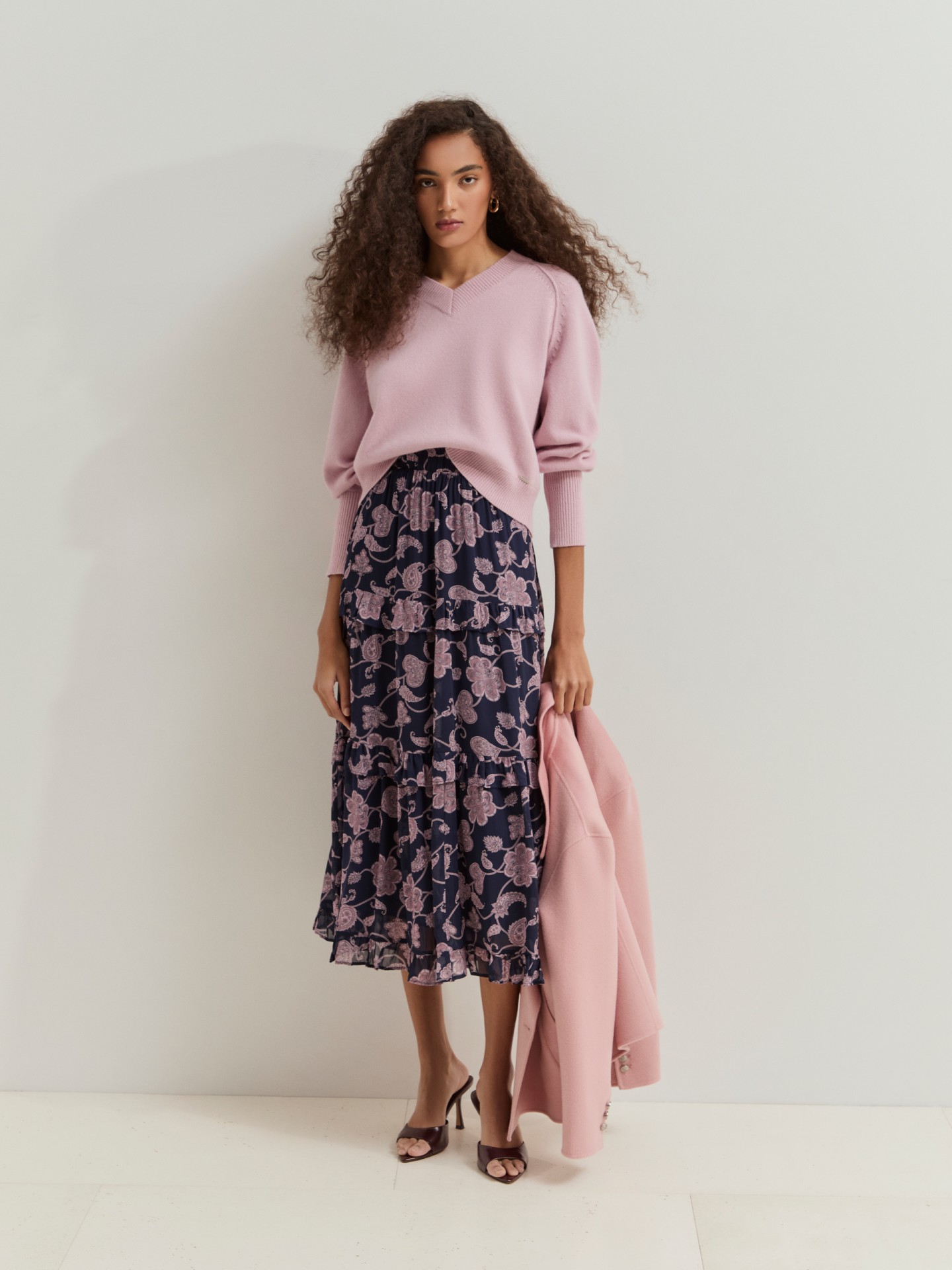 LION OF PORCHES - Saia com folhos - Image 2