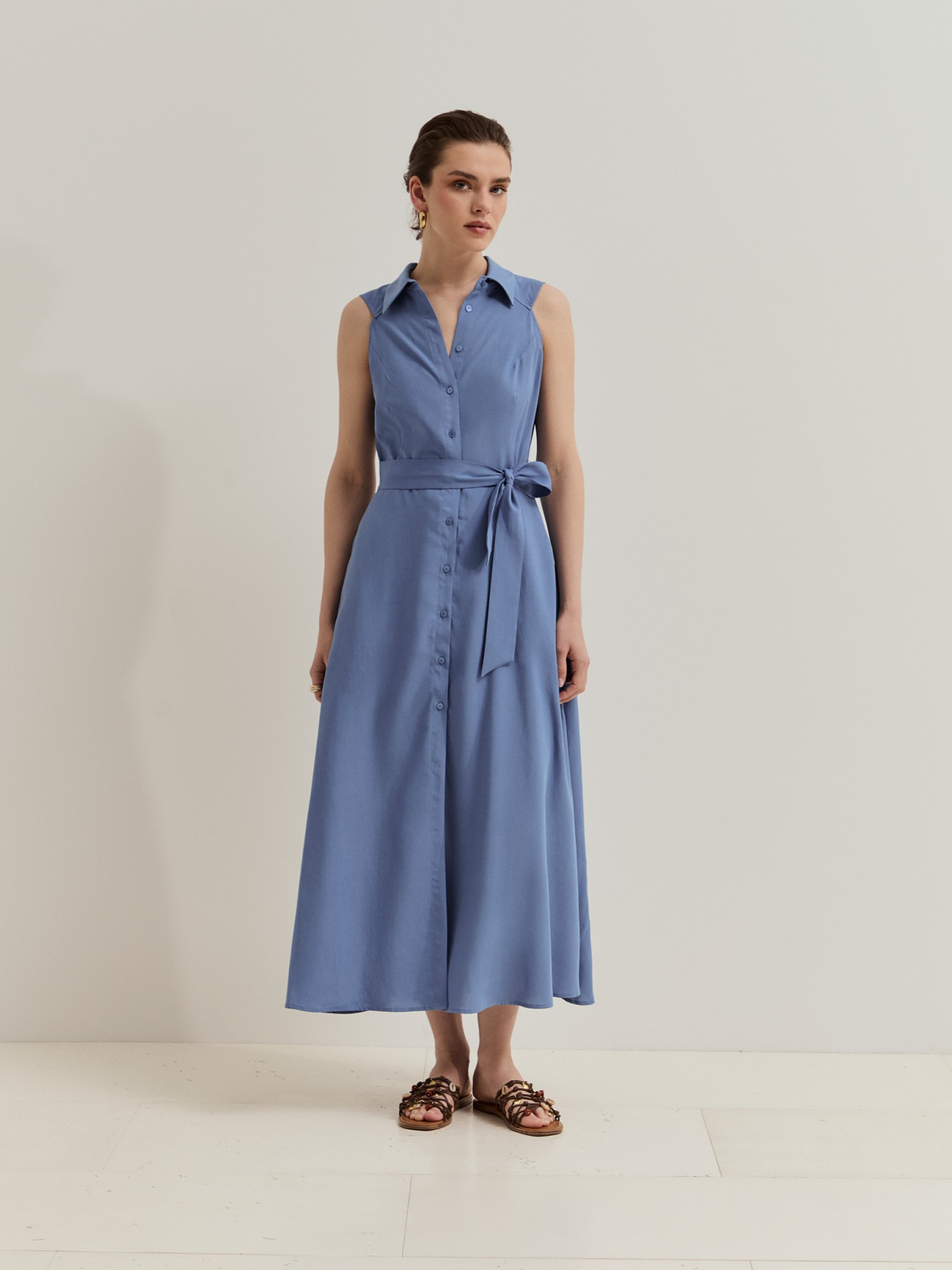 LION O9F PORCHES - Vestido camiseiro de manga cava