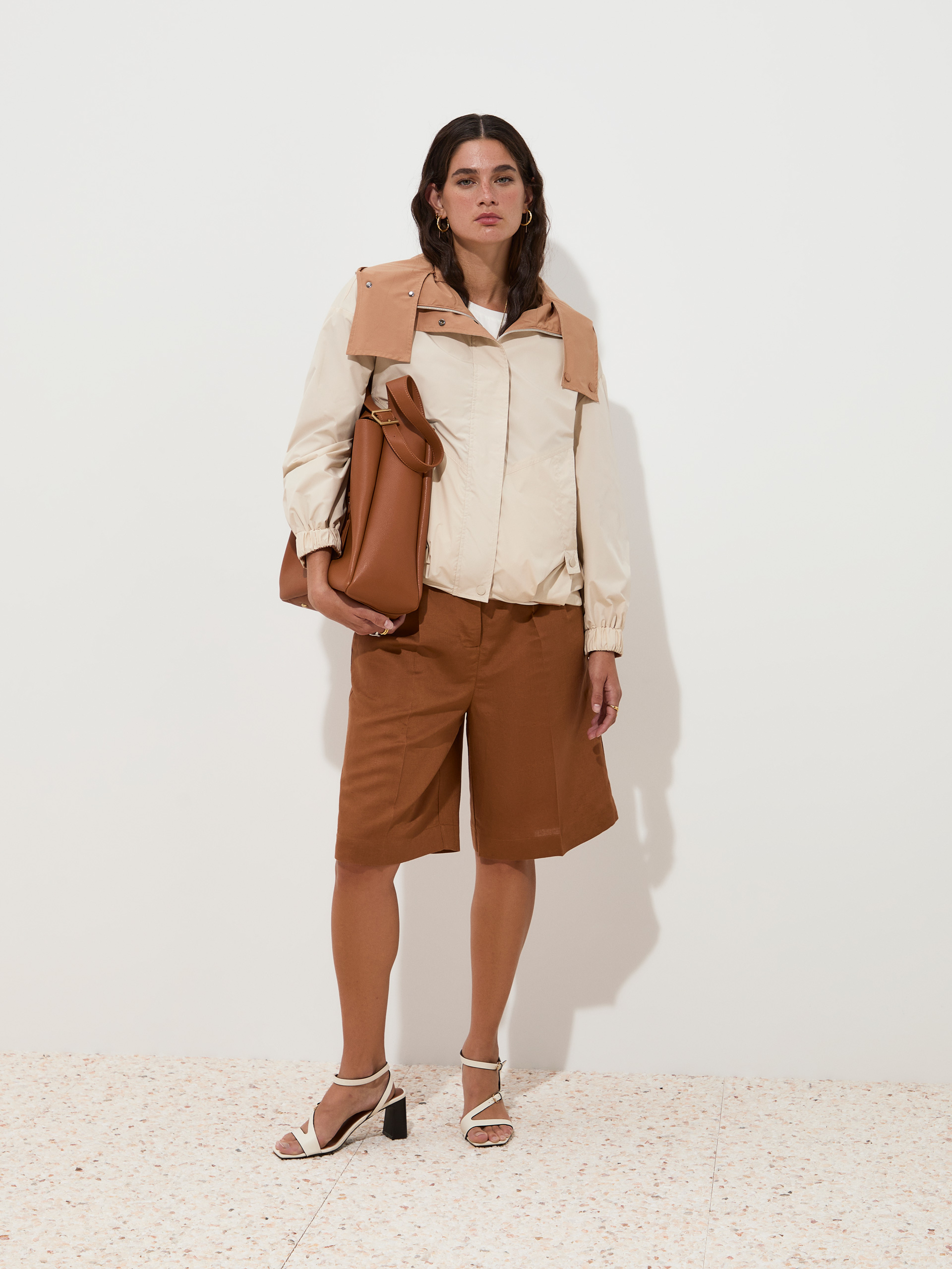 DECENIO - Blusão reversível em duas cores com capuz - Image 4