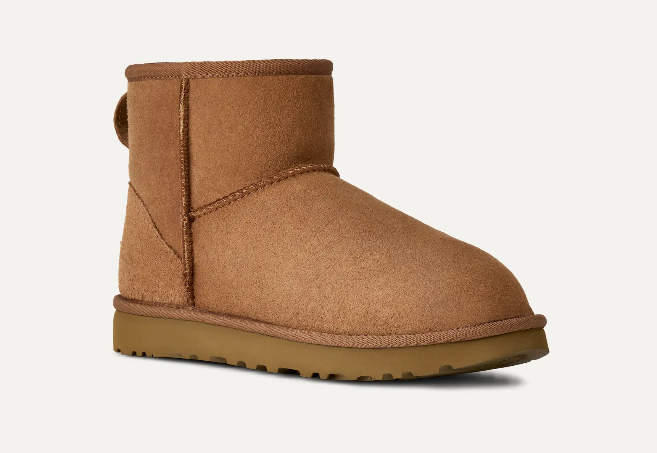 BOTA UGG Women's Classic Mini II Boot